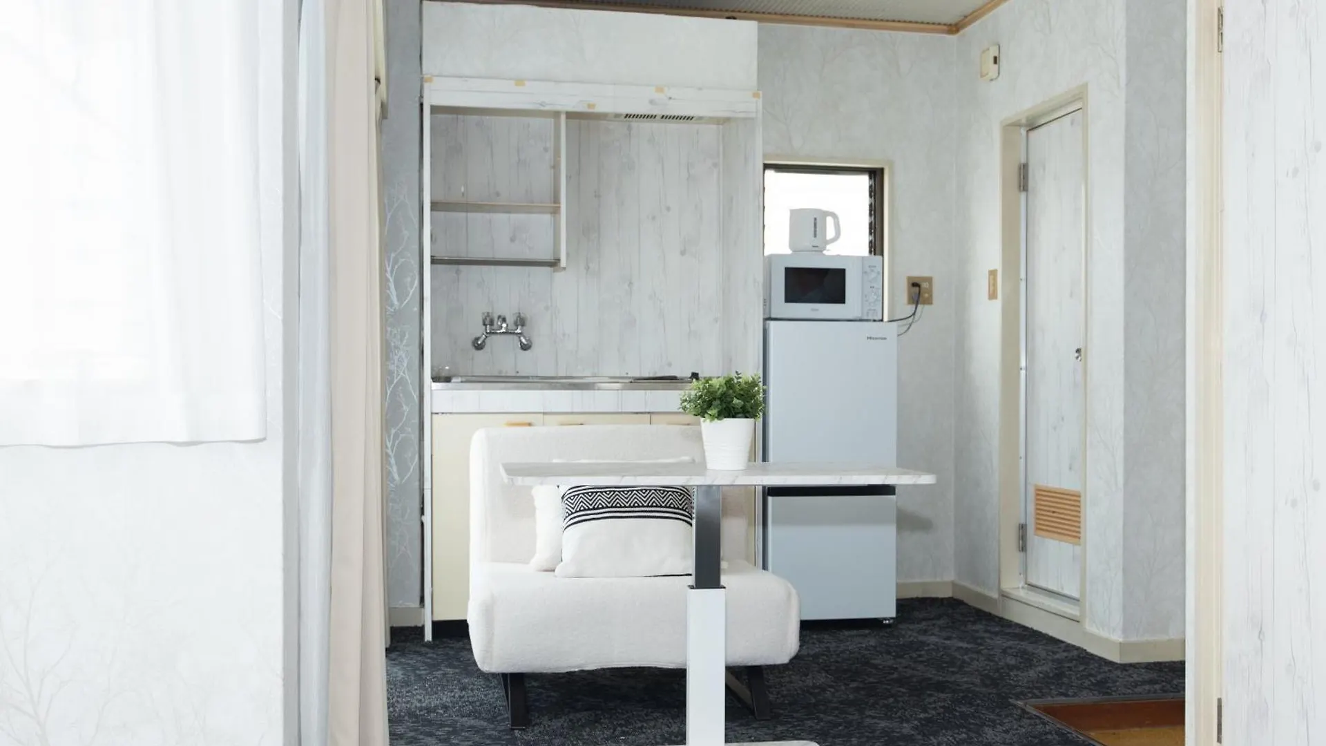 Beau Charme Apartment Osaka